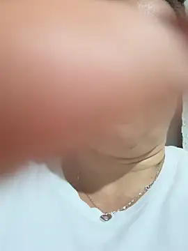 Snapshot of x_elena_x chatting on December 16, 2024, 12:15 am x elena x online show from December 16, 2024, 12:15 am