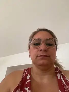 Snapshot of x_elena_x chatting on January 30, 2025, 9:36 am x elena x online show from January 30, 2025, 9:36 am