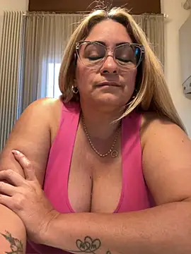 x elena x online show from February 10, 2025, 8:42 am