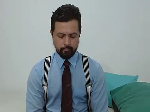 Snapshot of TRIISTAN_KING10 chatting on December 10, 2024, 3:22 pm TRIISTAN KING10 online show from December 10, 2024, 3:22 pm