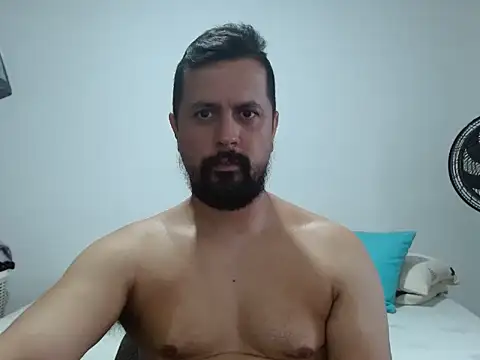 Snapshot of TRIISTAN_KING10 chatting on January 16, 2025, 9:30 pm TRIISTAN KING10 online show from January 16, 2025, 9:30 pm