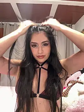 Snapshot of Aura_Owl chatting on February 7, 2026, 2:26 am Aura Owl online show from February 7, 2026, 2:26 am