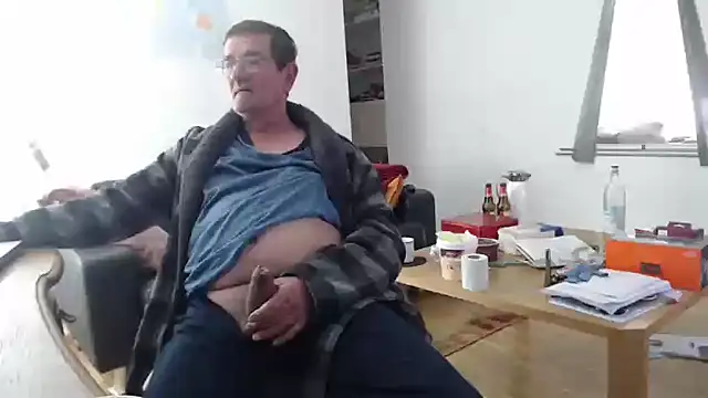 Snapshot of silvio-aus-luzern-CH chatting on March 14, 2026, 9:48 am silvio-aus-luzern-CH online show from March 14, 2026, 9:48 am