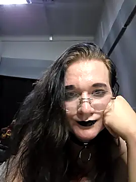 Snapshot of HotysimeHot1 chatting on December 3, 2025, 8:29 pm HotysimeHot1 online show from December 3, 2025, 8:29 pm