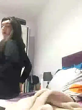 Snapshot of AlexandraGiogio chatting on February 2, 2025, 6:15 am AlexandraGiogio online show from February 2, 2025, 6:15 am