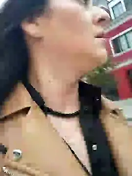 Snapshot of AlexandraGiogio chatting on March 13, 2025, 5:00 am AlexandraGiogio online show from March 13, 2025, 5:00 am