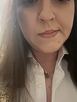 Snapshot of AlexandraGiogio chatting on March 18, 2026, 6:44 pm AlexandraGiogio online show from March 18, 2026, 6:44 pm