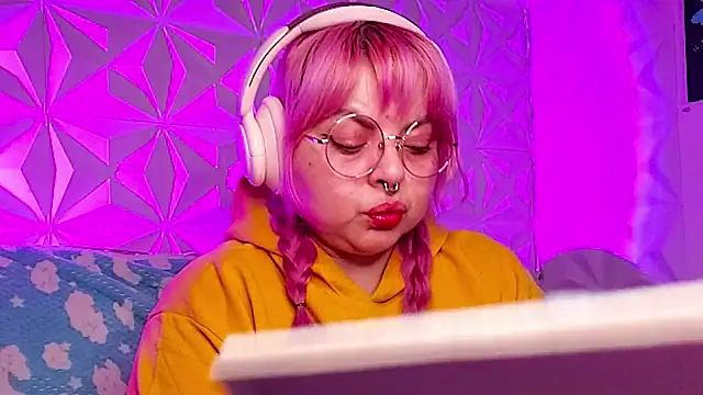 Satyn doll online show from February 18, 2026, 12:39 am