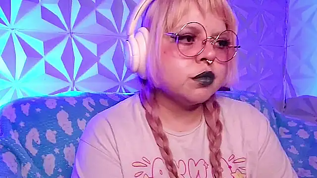 Satyn doll online show from April 29, 2026, 2:26 am