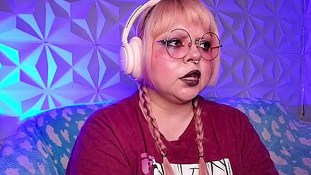 Satyn doll online show from May 1, 2026, 11:09 pm