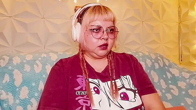 Snapshot of Satyn_doll chatting on May 15, 2026, 11:34 pm Satyn doll online show from May 15, 2026, 11:34 pm