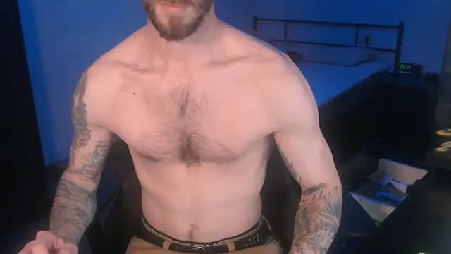 Snapshot of SexxxyLouis chatting on March 4, 2025, 1:38 pm SexxxyLouis online show from March 4, 2025, 1:38 pm