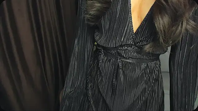 Snapshot of Fire_error chatting on January 23, 2025, 10:43 am Fire error online show from January 23, 2025, 10:43 am