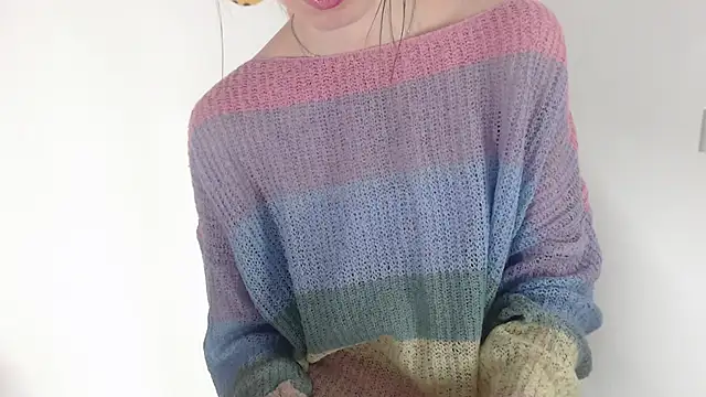  Hanna Moon  online show from April 24, 2026, 8:28 am