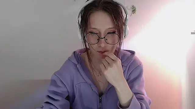 Snapshot of _Hanna_Moon_ chatting on May 18, 2026, 1:17 pm Hanna Moon online show from May 18, 2026, 1:17 pm
