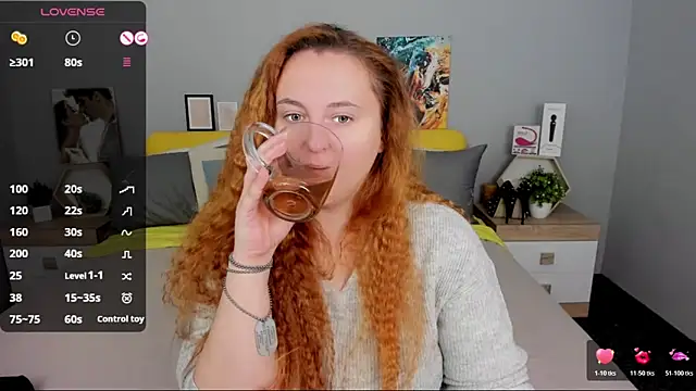 BabeLessi online show from May 1, 2026, 3:38 pm