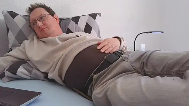 Snapshot of shymanhn chatting on March 3, 2026, 9:37 am shymanhn online show from March 3, 2026, 9:37 am