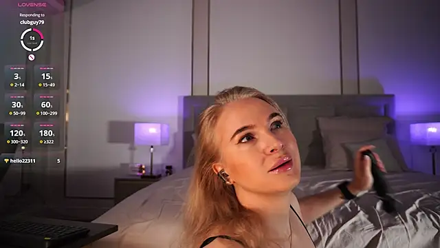 Snapshot of eseniyavl chatting on January 5, 2025, 5:09 am eseniyavl online show from January 5, 2025, 5:09 am