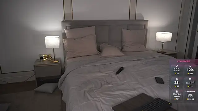 Snapshot of eseniyavl chatting on November 2, 2025, 5:10 am eseniyavl online show from November 2, 2025, 5:10 am