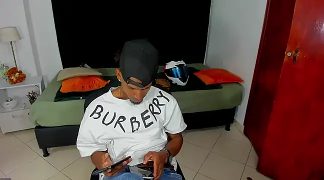 anhtony wayans online show from March 8, 2025, 3:06 am