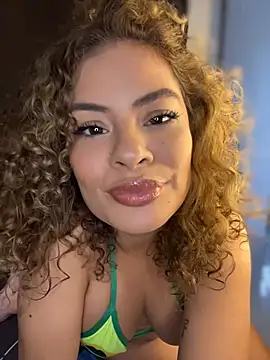 Rachell More online show from June 19, 2026, 9:29 pm