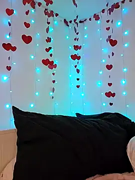 LilyOrion online show from February 21, 2025, 7:10 pm