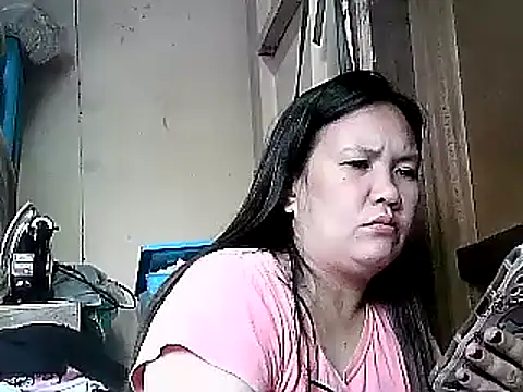 Snapshot of XbighotbootyX chatting on January 12, 2025, 11:15 pm XbighotbootyX online show from January 12, 2025, 11:15 pm