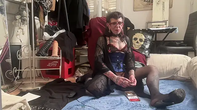 Snapshot of Wilmaaturbate chatting on March 11, 2026, 8:31 am Wilmaaturbate online show from March 11, 2026, 8:31 am