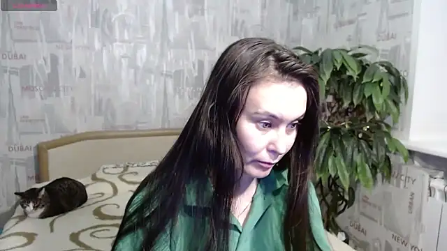 Snapshot of GinaQSoul chatting on June 10, 2026, 9:57 pm GinaQSoul online show from June 10, 2026, 9:57 pm