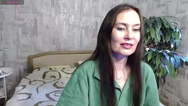 Snapshot of GinaQSoul chatting on June 18, 2026, 12:20 pm GinaQSoul online show from June 18, 2026, 12:20 pm