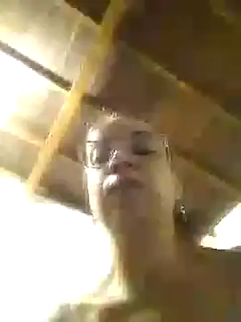 Snapshot of mari657 chatting on February 24, 2025, 4:05 am mari657 online show from February 24, 2025, 4:05 am