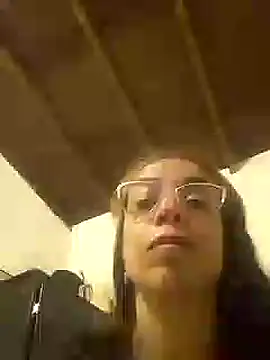 Snapshot of mari657 chatting on February 25, 2025, 9:02 pm mari657 online show from February 25, 2025, 9:02 pm