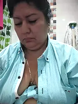 Brenda Berck  online show from December 4, 2025, 12:58 pm