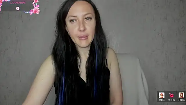 Snapshot of MissGulia chatting on May 15, 2026, 12:28 am MissGulia online show from May 15, 2026, 12:28 am