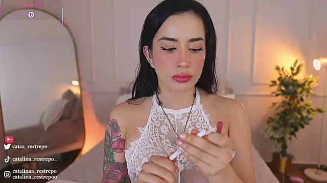 CATALINA RESTREPO online show from June 1, 2026, 2:24 am