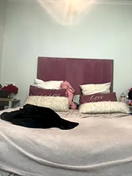 Bootyliciouse21X online show from December 21, 2025, 5:14 am