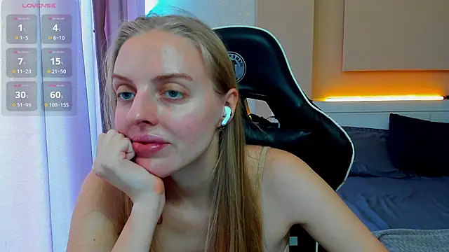 Snapshot of Jam_cream chatting on October 14, 2025, 8:37 am Jam cream online show from October 14, 2025, 8:37 am