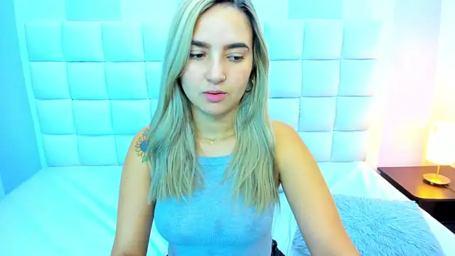 Snapshot of teresasroom_ chatting on September 12, 2025, 1:55 pm teresasroom online show from September 12, 2025, 1:55 pm