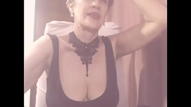 belleblondmature online show from December 19, 2025, 2:13 pm