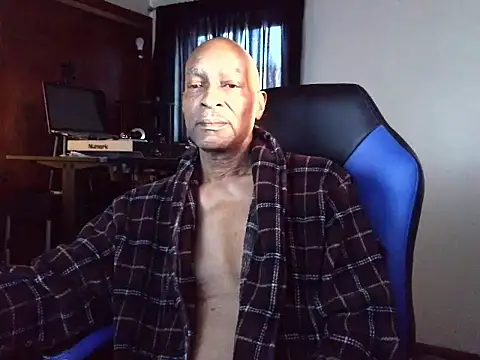 Snapshot of longdick4you8686 chatting on March 24, 2026, 12:10 pm longdick4you8686 online show from March 24, 2026, 12:10 pm