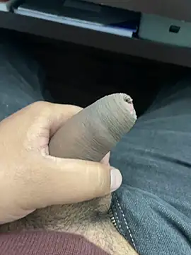 Snapshot of kavilv69fuck chatting on December 23, 2024, 10:42 am kavilv69fuck online show from December 23, 2024, 10:42 am