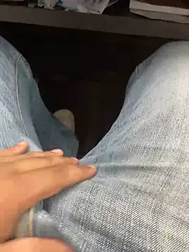 Snapshot of kavilv69fuck chatting on January 7, 2025, 5:22 am kavilv69fuck online show from January 7, 2025, 5:22 am