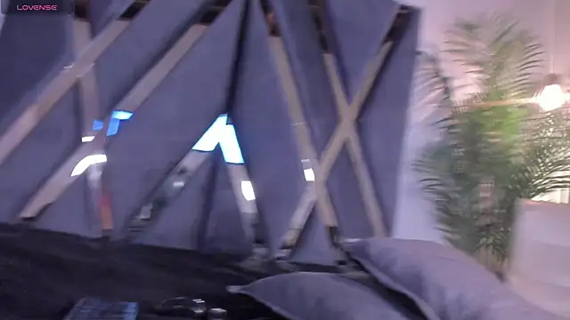 Snapshot of alessandra_wells chatting on January 10, 2025, 11:22 am alessandra wells online show from January 10, 2025, 11:22 am