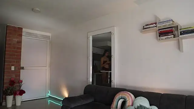  Vahos  online show from March 6, 2026, 5:31 pm