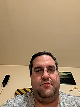 Snapshot of GerTom84 chatting on January 15, 2026, 11:41 pm GerTom84 online show from January 15, 2026, 11:41 pm
