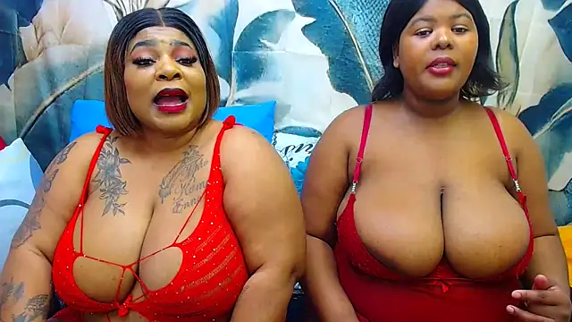 Ebonyhotass26 online show from June 12, 2026, 6:07 pm