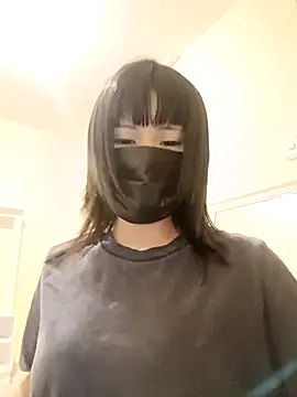 Snapshot of Latin_summer chatting on March 8, 2025, 11:07 pm Latin summer online show from March 8, 2025, 11:07 pm