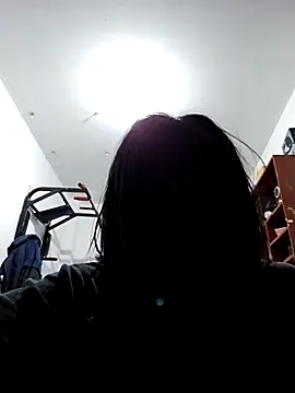 Snapshot of Latin_summer chatting on September 18, 2025, 4:25 am Latin summer online show from September 18, 2025, 4:25 am