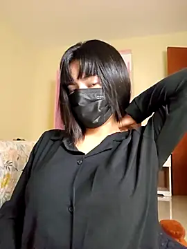 Snapshot of Latin_summer chatting on November 4, 2025, 3:05 am Latin summer online show from November 4, 2025, 3:05 am