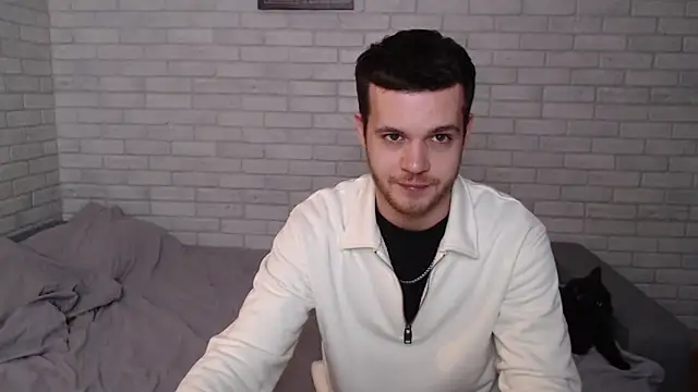 Alexxx horny online show from March 13, 2025, 3:17 pm